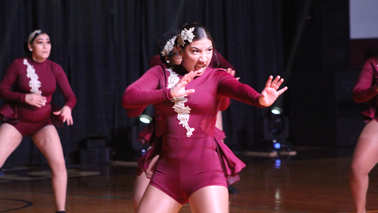 Dance Competes at Bethel and Benedictine
