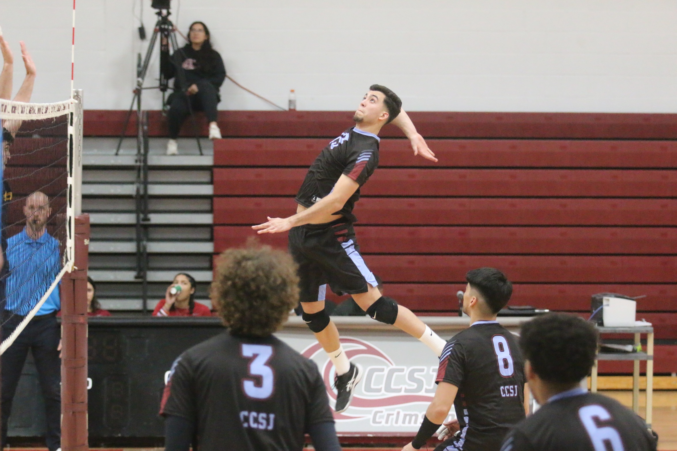 Crimson Wave Men&rsquo;s Volleyball takes down Olivet Nazarene in four sets